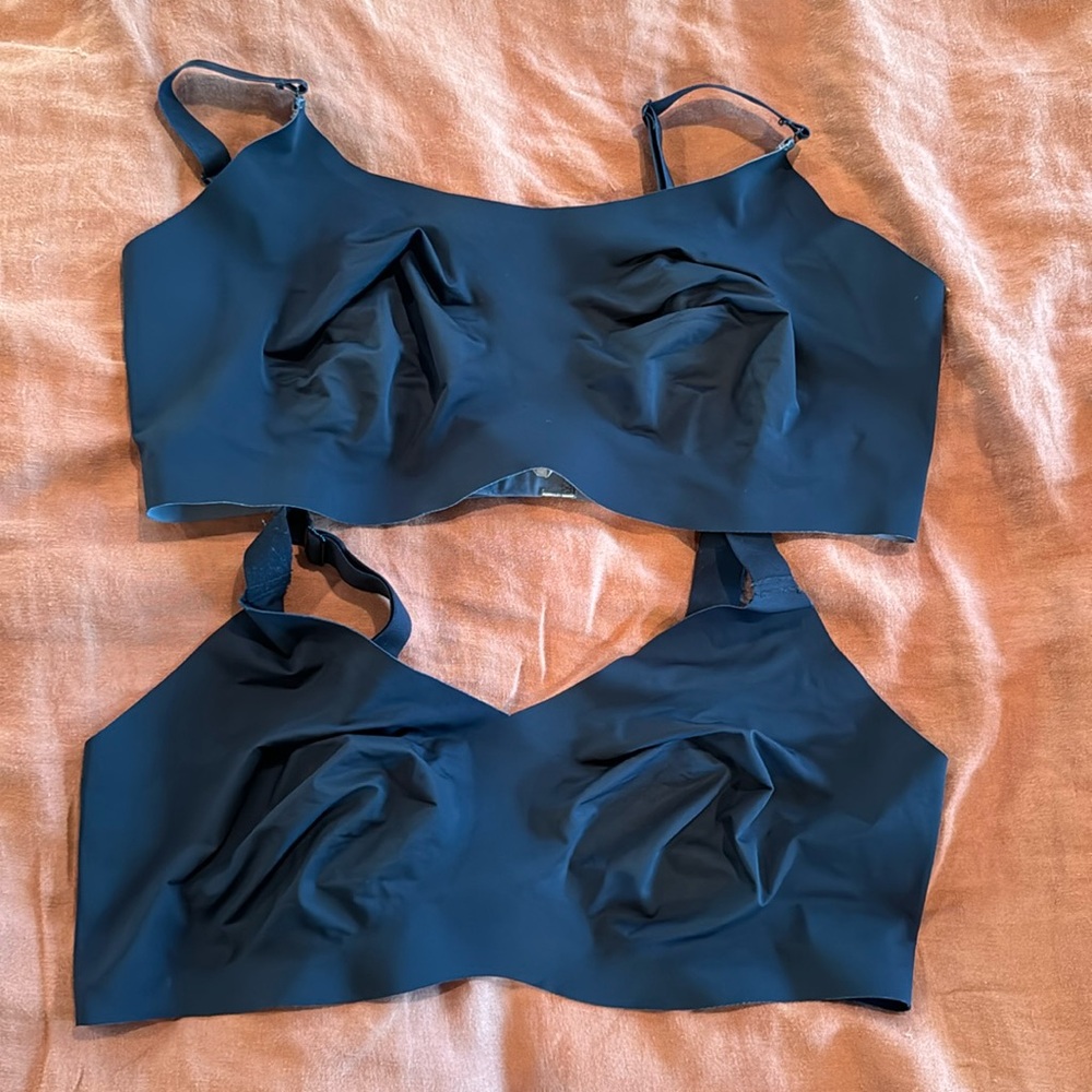 Knix bras black size 8